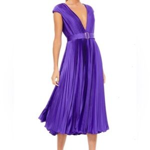 MacDuggal PLEATED CAP SLEEVE BELTED A-LINE MIDI DRESS
